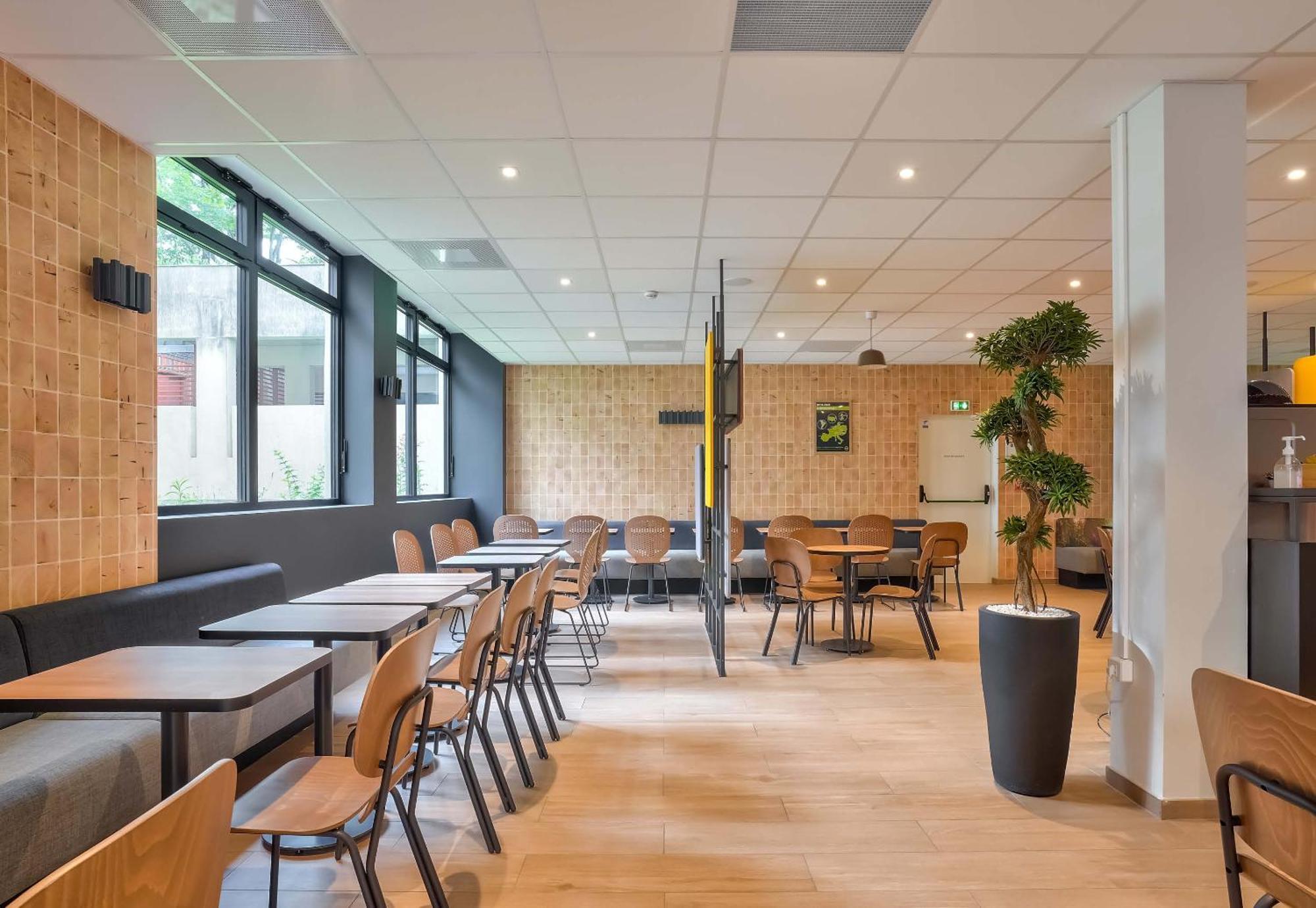 B&B Hotel Paris Porte D'Orleans Μονρούζ Εξωτερικό φωτογραφία